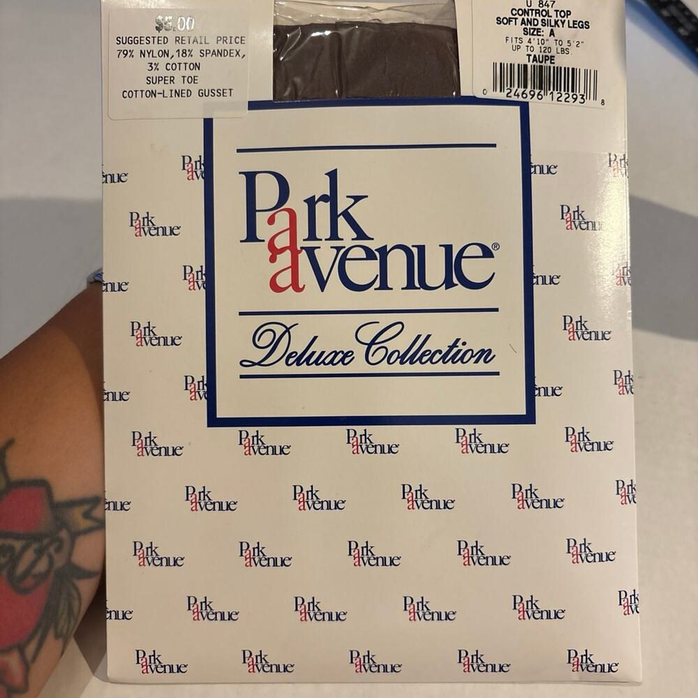 Vintage Park Avenue Deluxe Collection Control Top Pantyhose Size A Taupe NOS